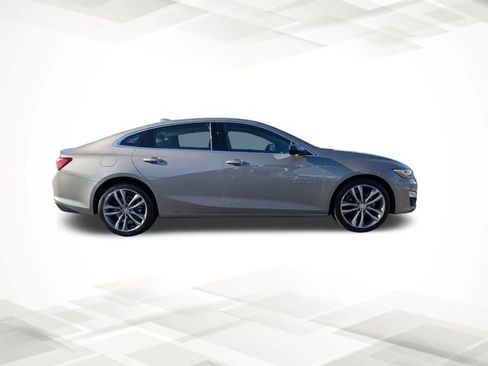 Used 2024 Chevrolet Malibu LT image 3