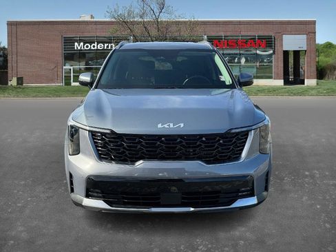 Used 2025 Kia Sorento EX image 6