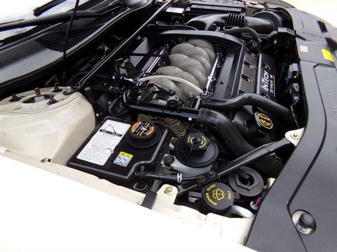 Used 2001 Lincoln Continental image 87