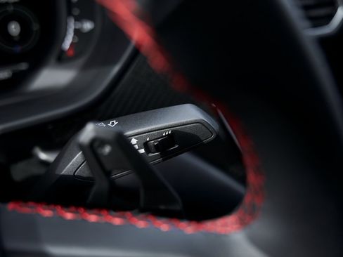 Used 2024 Lamborghini Urus Performante image 71