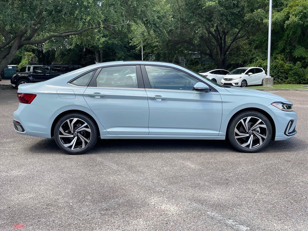 New 2026 Volkswagen Jetta SEL FWD image 2