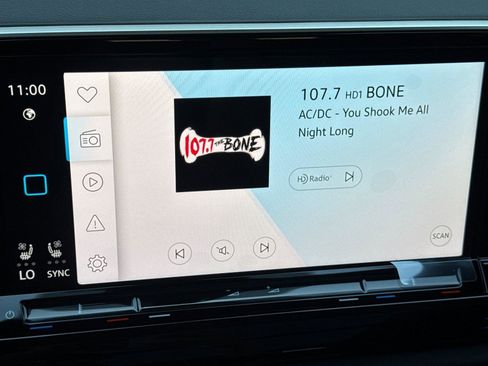 New 2026 Volkswagen Atlas Cross Sport SEL R-Line image 17