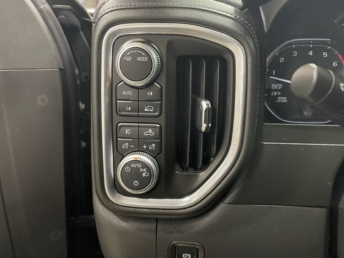 Used 2020 GMC Sierra 1500 Elevation w/ Elevation Value Package AWD/4WD image 22