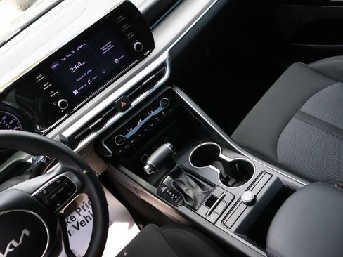 Used 2022 Kia K5 LXS FWD image 18