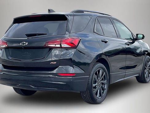 Used 2023 Chevrolet Equinox RS FWD image 5