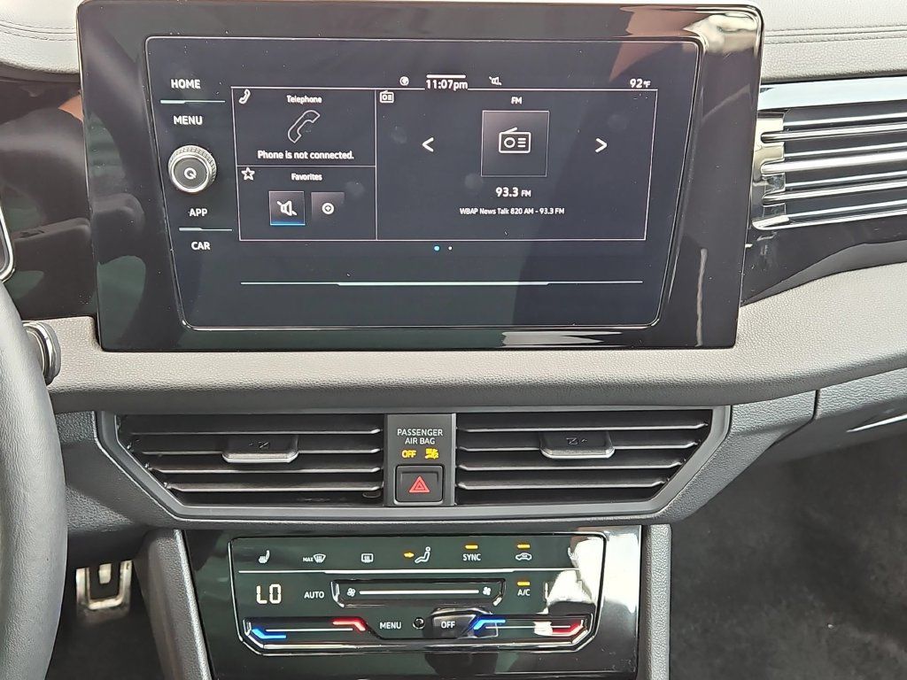 Used 2025 Volkswagen Jetta Sport FWD image 19