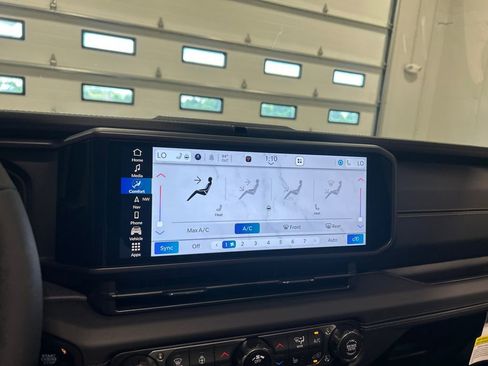 New 2025 Jeep Wrangler Sahara w/ Technology Group image 22