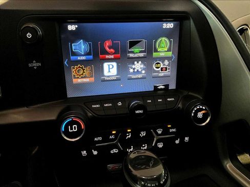 Used 2016 Chevrolet Corvette Z06 w/ 3LZ Preferred Equipment Group image 17