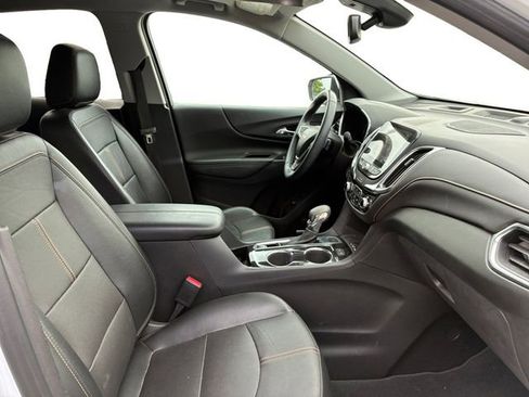 Used 2023 Chevrolet Equinox Premier AWD/4WD image 12