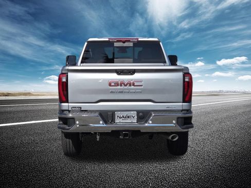 New 2026 GMC Sierra 2500 SLT w/ SLT Premium Package AWD/4WD image 19