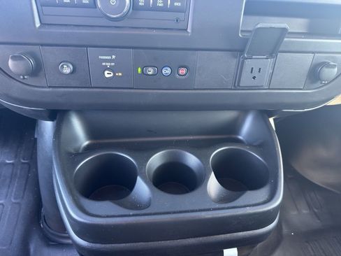 New 2025 Chevrolet Express 3500 w/ Power Convenience Package image 13