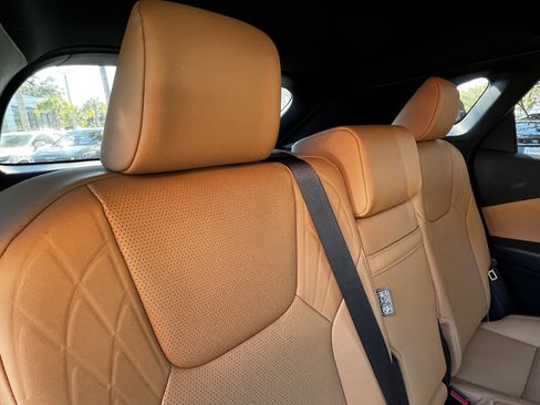 Used 2025 Lexus RX 350 Premium Plus image 41