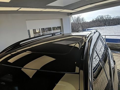 Used 2024 BMW X7 M60i w/ Executive Package image 16