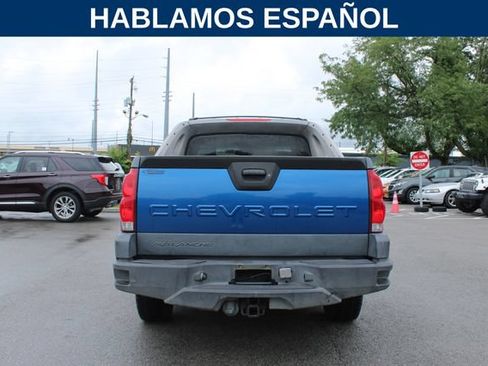 Used 2003 Chevrolet Avalanche 4x4 w/ Suspension Package, Off-Road image 4
