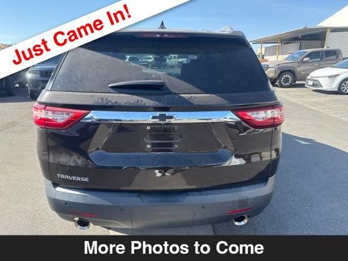 Used 2018 Chevrolet Traverse LT FWD image 4