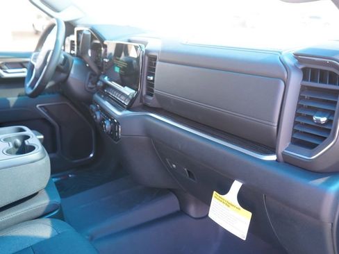 New 2026 Chevrolet Silverado 1500 LT image 22