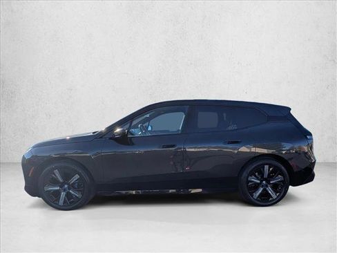 Certified 2023 BMW iX xDrive50 w/ Premium Package image 9