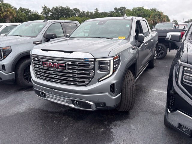 Used 2024 GMC Sierra 1500 Denali AWD/4WD image 1