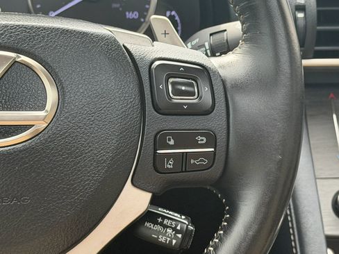 Used 2019 Lexus IS 300 w/ Premium Package RWD image 32