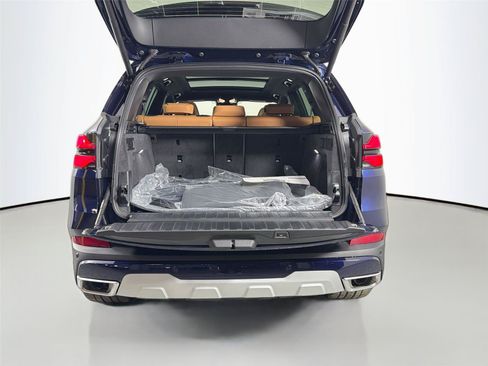 New 2026 BMW X5 xDrive40i AWD/4WD image 27