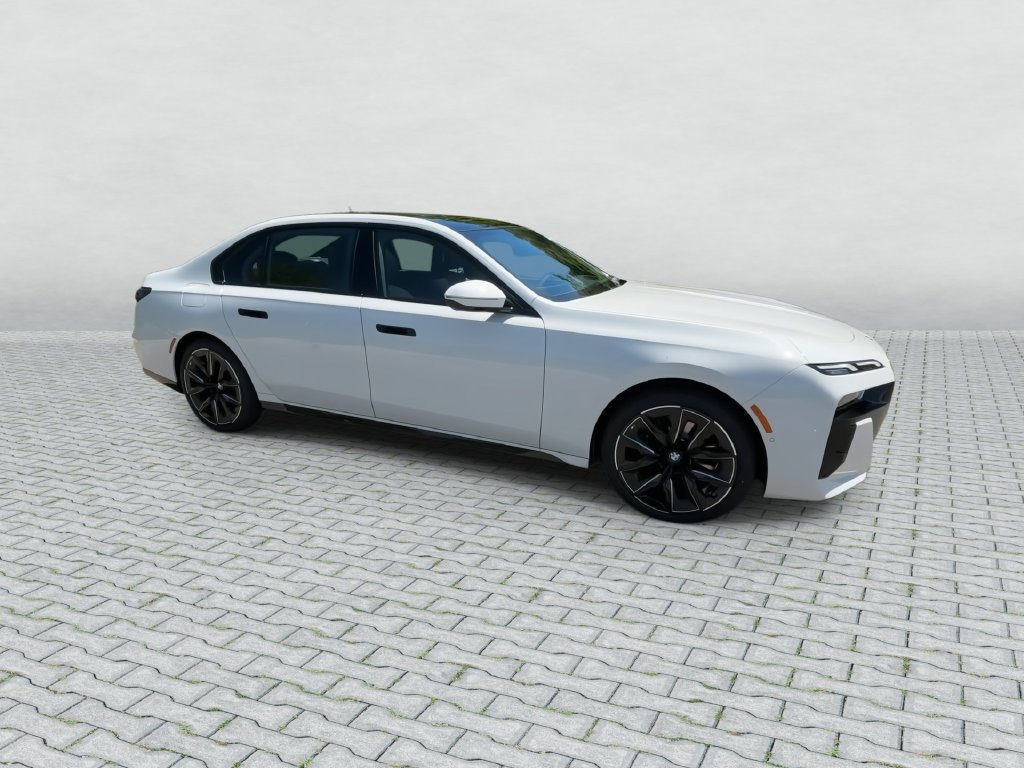Used 2026 BMW 760i xDrive w/ Luxury Rear Seating Package AWD/4WD image 9