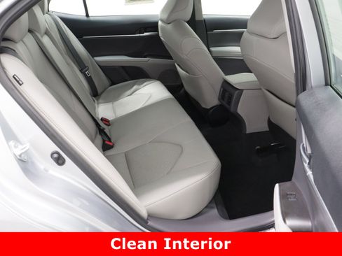 Used 2024 Toyota Camry XLE image 35