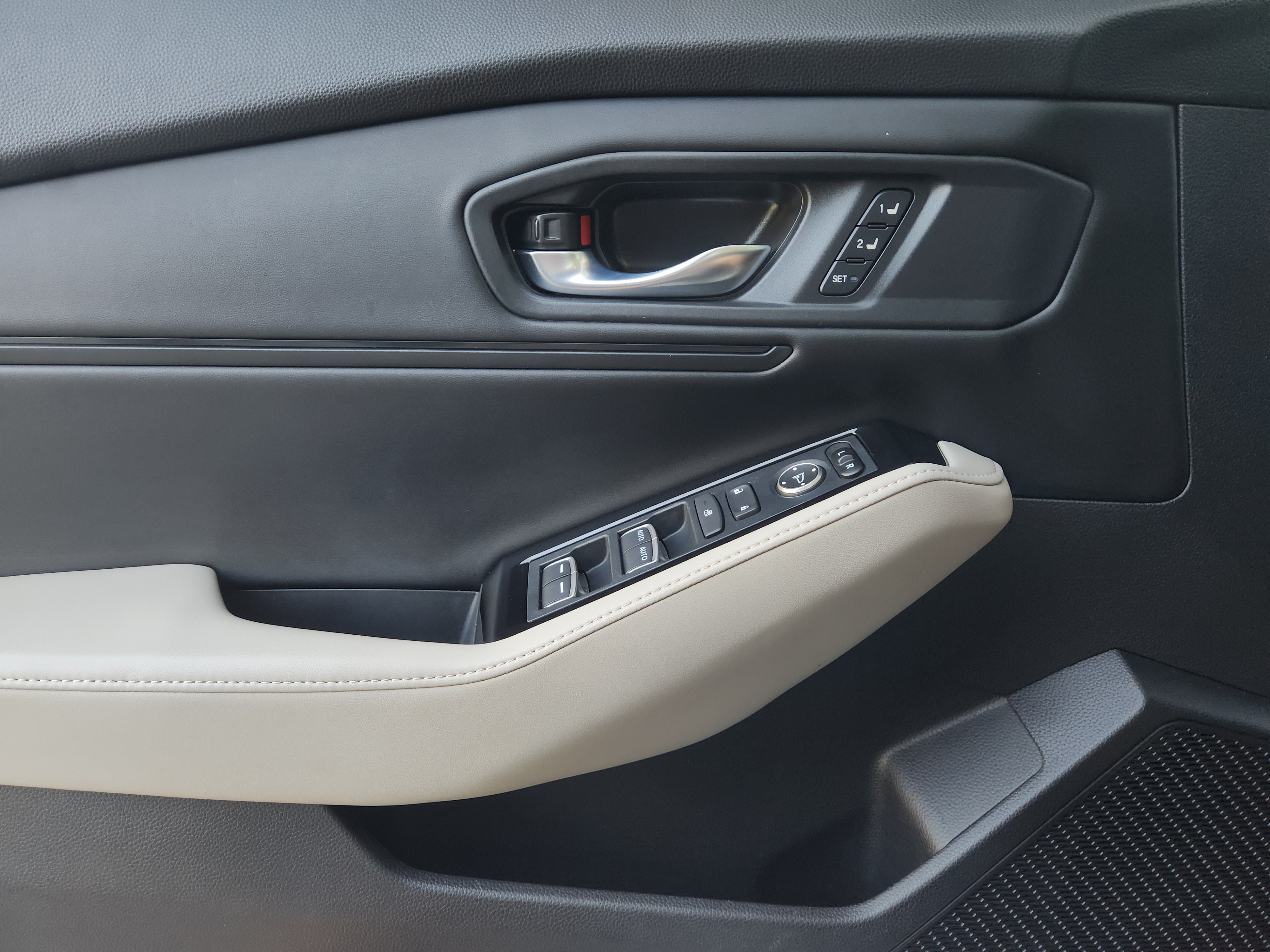 Used 2023 Honda Accord Touring image 23