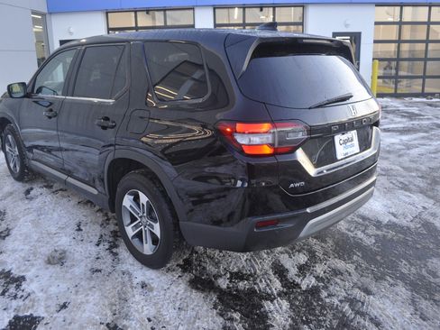 Used 2023 Honda Pilot EX-L image 5
