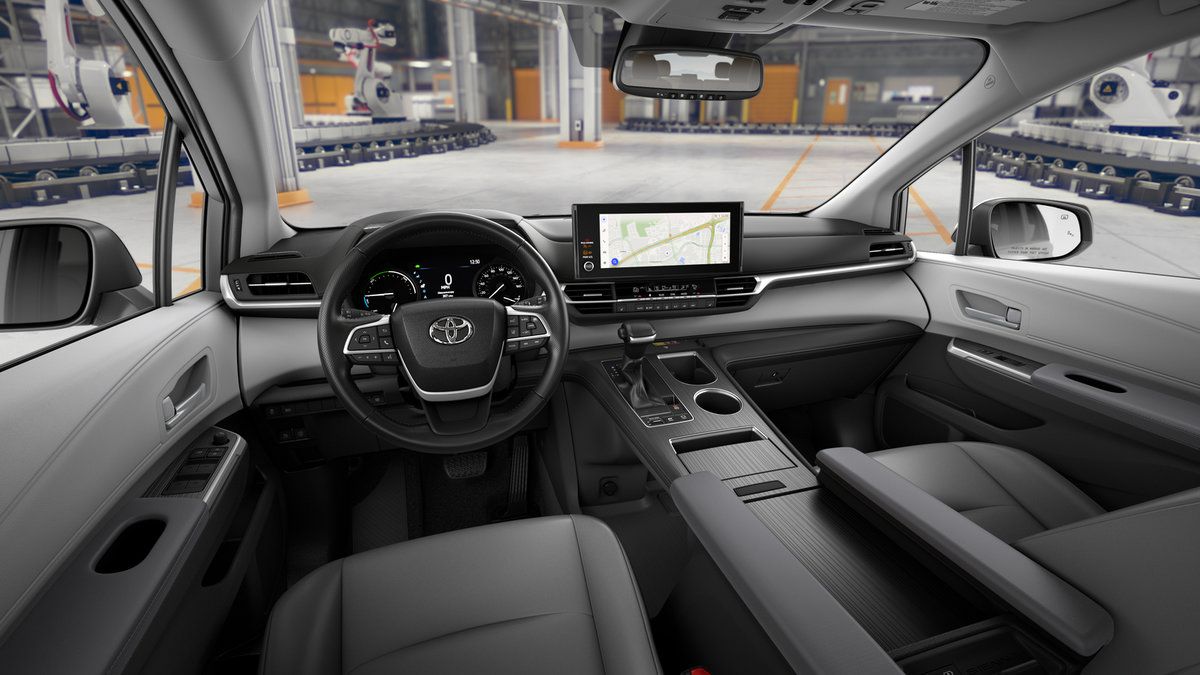 New 2026 Toyota Sienna XLE FWD image 19