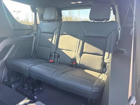 Certified 2025 GMC Yukon Denali AWD/4WD image 15