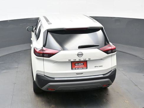 Used 2023 Nissan Rogue SV image 36