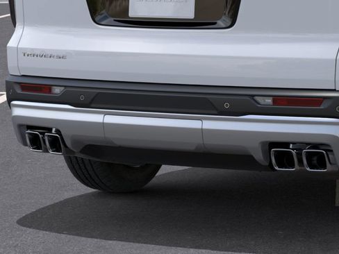 New 2026 Chevrolet Traverse LT w/ Driver Confidence Package image 13