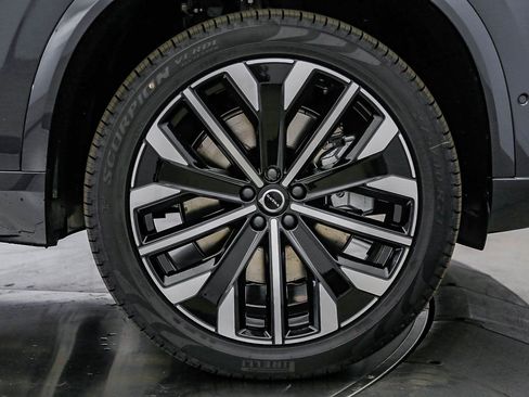 New 2026 Volvo XC90 T8 Ultra w/ Lounge Package AWD/4WD image 10