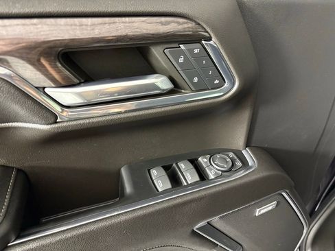 Used 2023 Chevrolet Silverado 1500 LTZ image 18