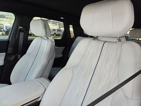 Certified 2024 Cadillac Lyriq Luxury image 12