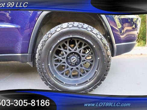 Used 2018 Jeep Grand Cherokee Limited AWD/4WD image 3