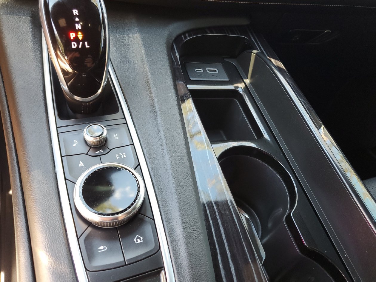 Used 2022 Cadillac Escalade Sport w/ Touring Package AWD/4WD image 23