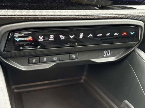 New 2026 Jeep Cherokee Limited image 22