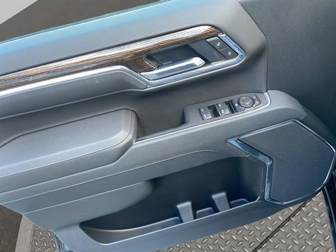 New 2026 GMC Sierra 1500 Elevation image 14