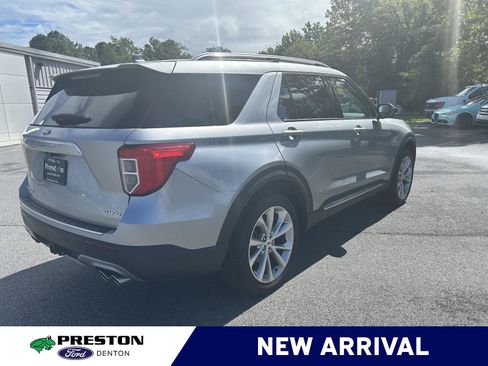 Used 2021 Ford Explorer Platinum w/ Equipment Group 601A AWD/4WD image 8
