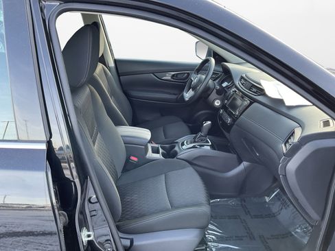 Used 2020 Nissan Rogue S image 15