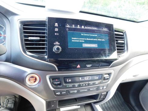 Used 2021 Honda Pilot Special Edition image 6