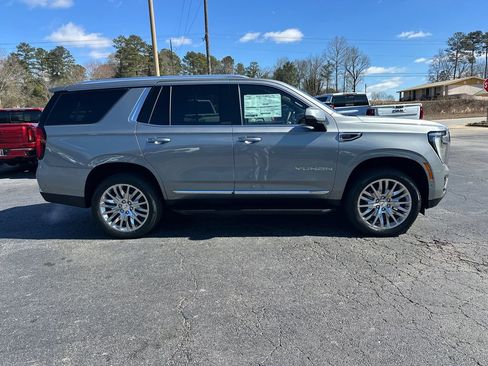 New 2026 GMC Yukon Elevation w/ LPO, Floor Liner Package image 5