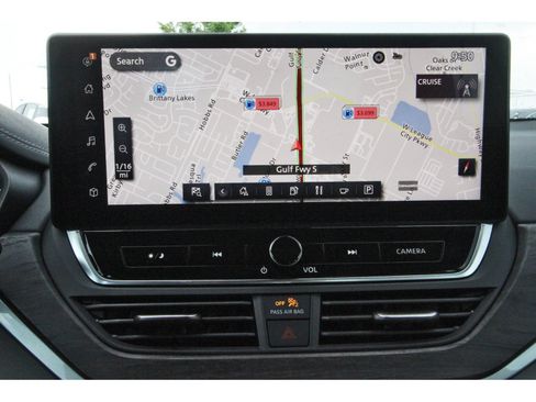 Certified 2024 Nissan Altima 2.5 SV w/ SV Premium Package FWD image 25