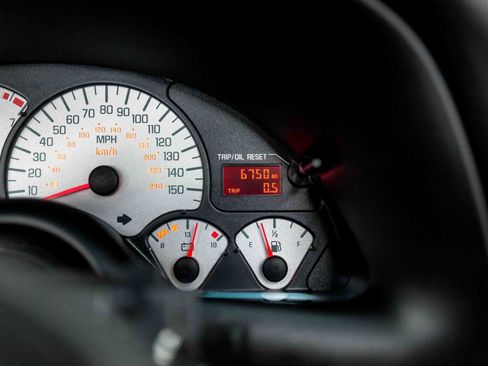Used 2002 Chevrolet Camaro Z28 w/ SS Performance/Appearance Pkg RWD image 67