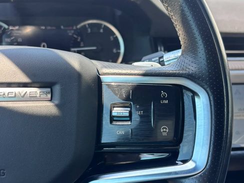 Used 2021 Land Rover Range Rover Evoque R-Dynamic S AWD/4WD image 9
