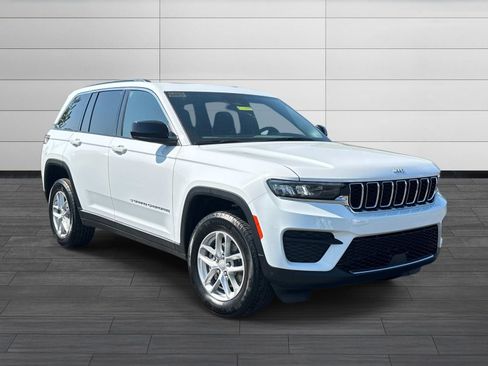 New 2026 Jeep Grand Cherokee Laredo X AWD/4WD image 1