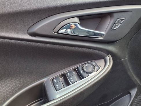 Used 2023 Chevrolet Malibu LT w/ LPO, Floor Liner Package FWD image 15