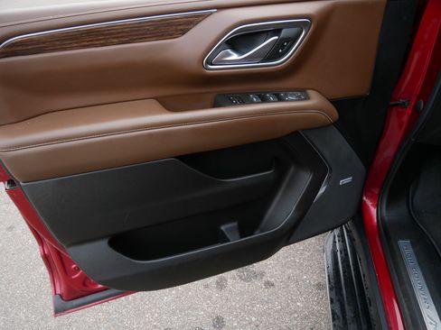 Used 2022 Chevrolet Tahoe High Country image 21