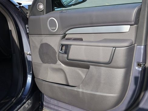 Used 2026 Land Rover Discovery Limited Edition AWD/4WD image 12